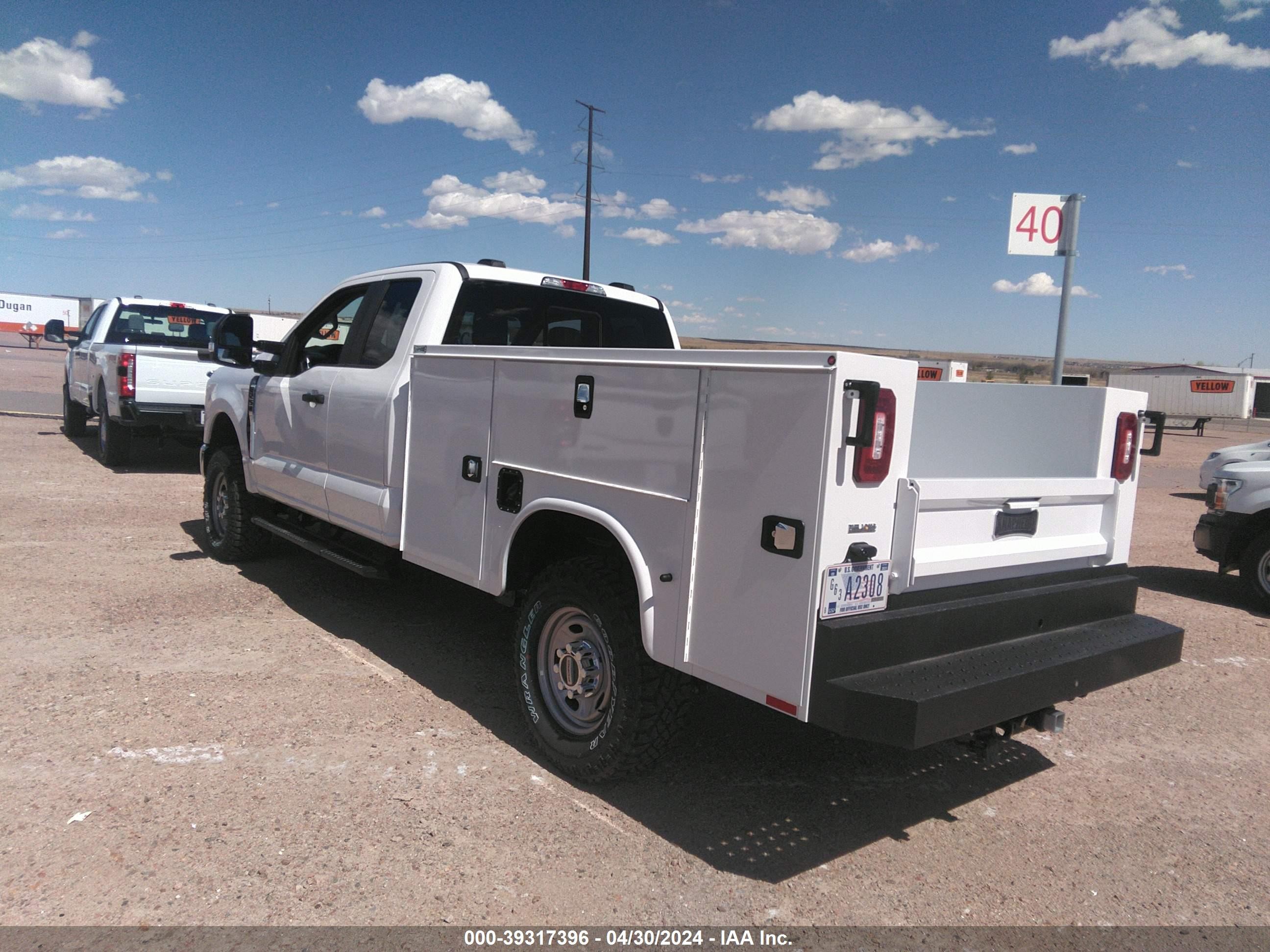 Photo 2 VIN: 1FT7X2BA9PEC36218 - FORD F250 