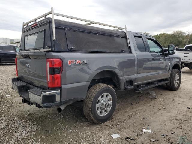 Photo 2 VIN: 1FT7X2BN0PED58758 - FORD F250 