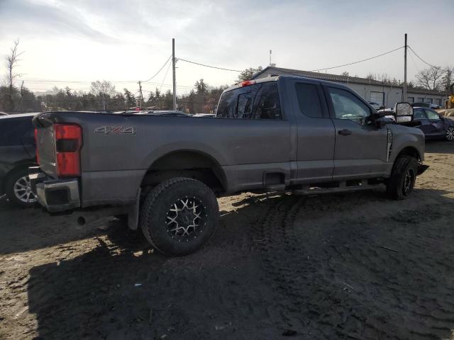 Photo 2 VIN: 1FT7X2BN5PEC18317 - FORD F250 