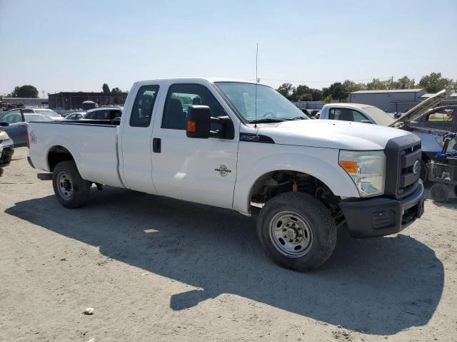 Photo 3 VIN: 1FT7X2BT1FED59821 - FORD F250 SUPER 