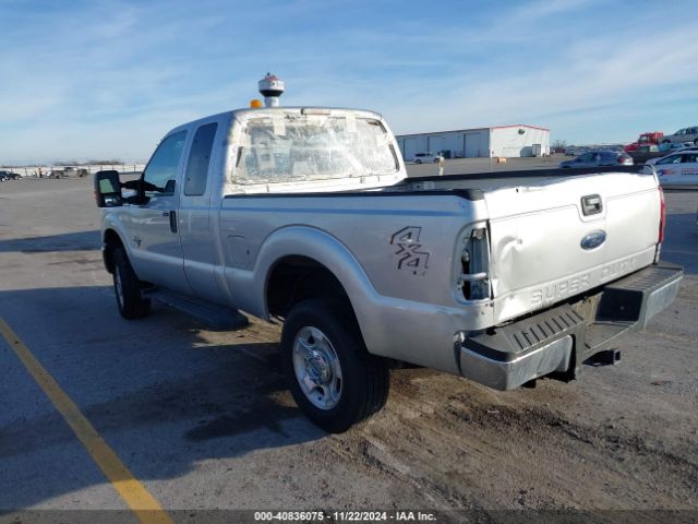 Photo 2 VIN: 1FT7X2BT3GEB44667 - FORD F-250 