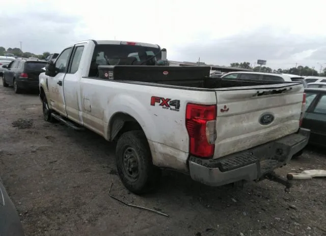 Photo 2 VIN: 1FT7X2BT3HED31053 - FORD SUPER DUTY F-250 SRW 