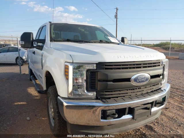 Photo 5 VIN: 1FT7X2BT3JEB89129 - FORD F-250 