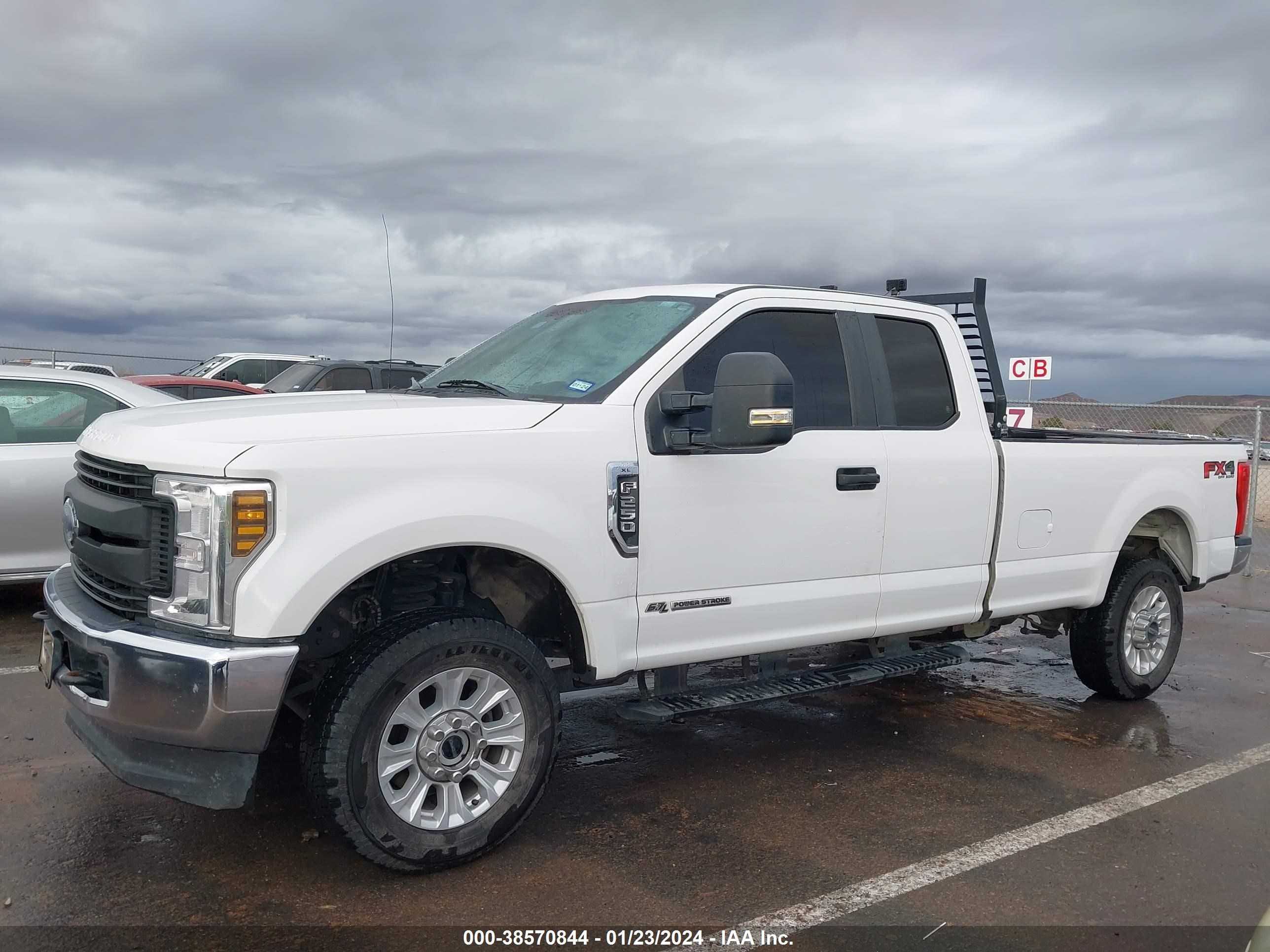 Photo 12 VIN: 1FT7X2BT4KEG54907 - FORD F250 