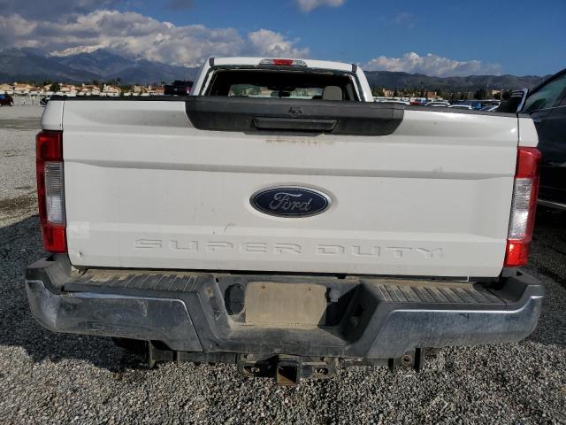 Photo 5 VIN: 1FT7X2BT6JEB11203 - FORD F250 