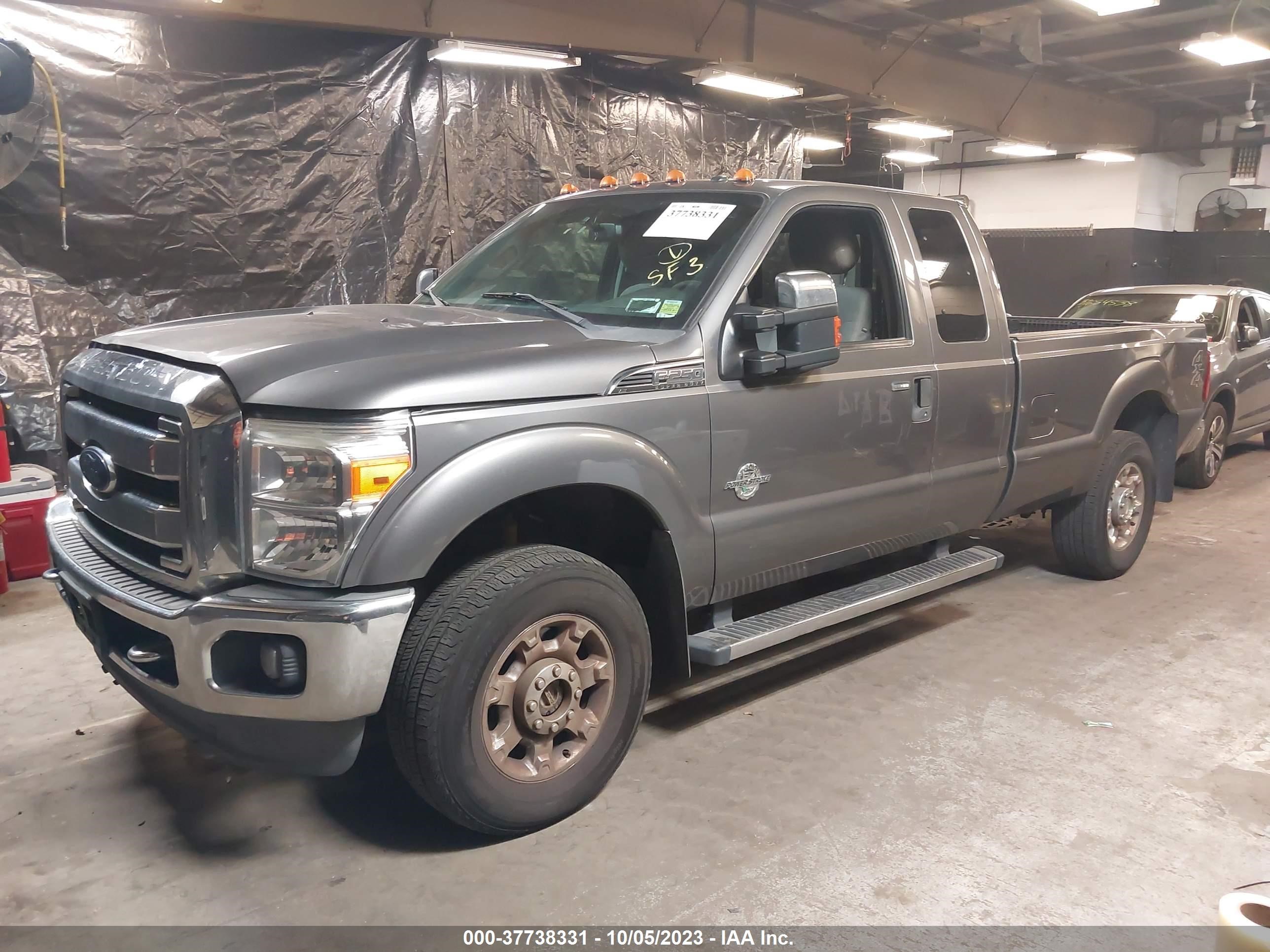 Photo 1 VIN: 1FT7X2BT8DEB06878 - FORD F250 