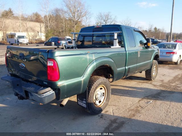 Photo 3 VIN: 1FT7X3B67BEB45913 - FORD F-350 