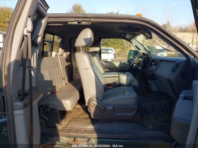 Photo 7 VIN: 1FT7X3B67BEB45913 - FORD F-350 