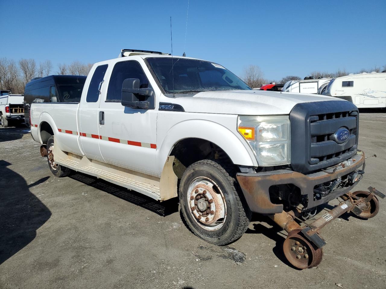 Photo 3 VIN: 1FT7X3B69BEA80465 - FORD F350 