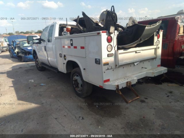 Photo 2 VIN: 1FT7X3B6XFEC64173 - FORD SUPER DUTY F-350 SRW 