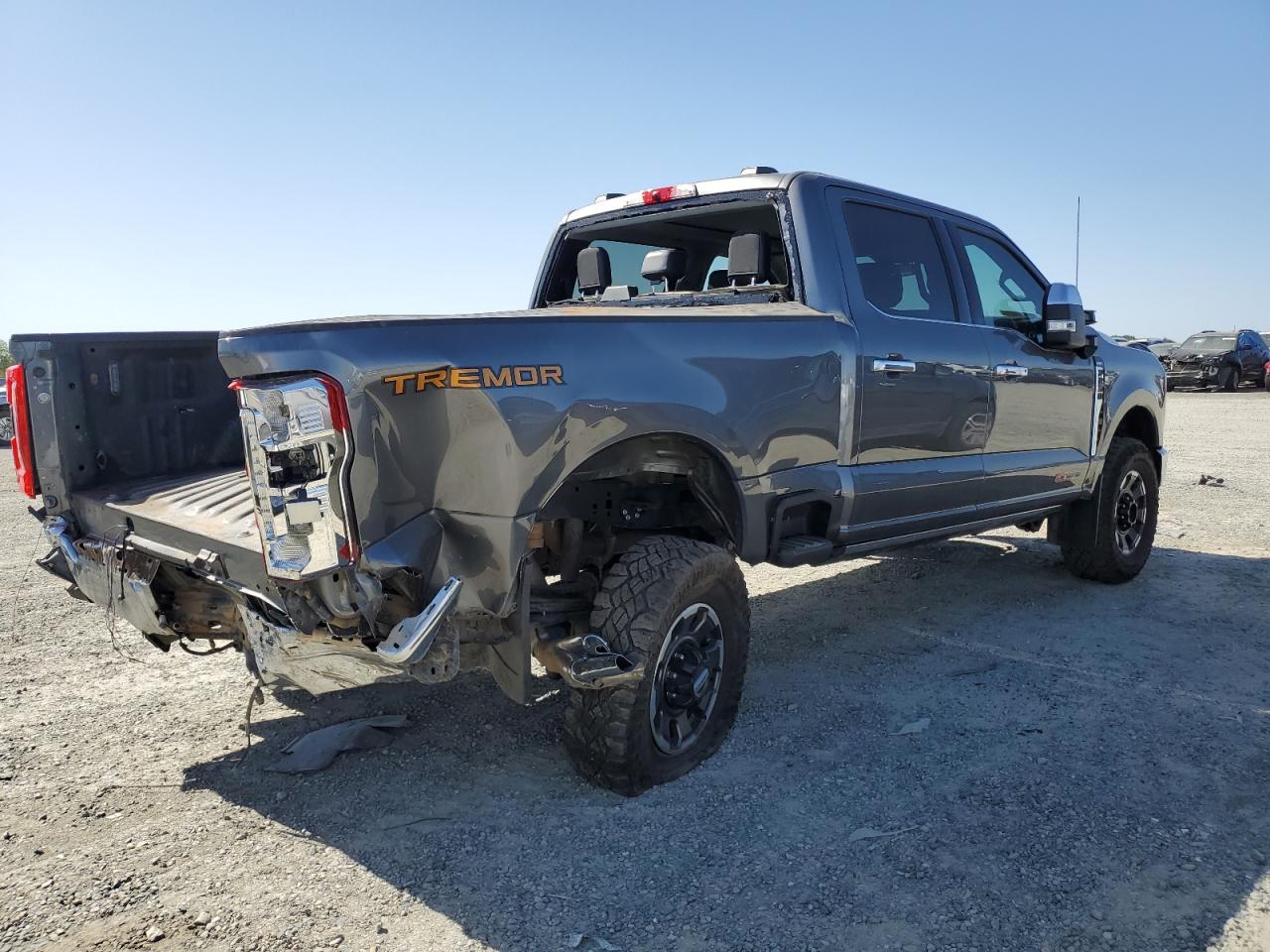 Photo 2 VIN: 1FT8W2BM4PEC89555 - FORD F250 