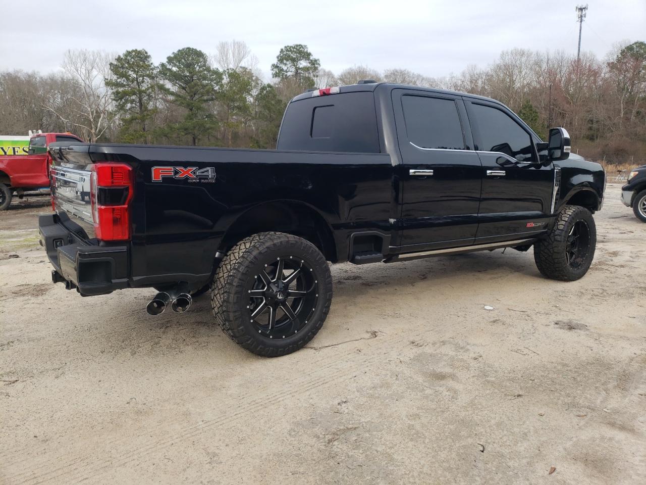 Photo 2 VIN: 1FT8W2BMXREC26060 - FORD F250 