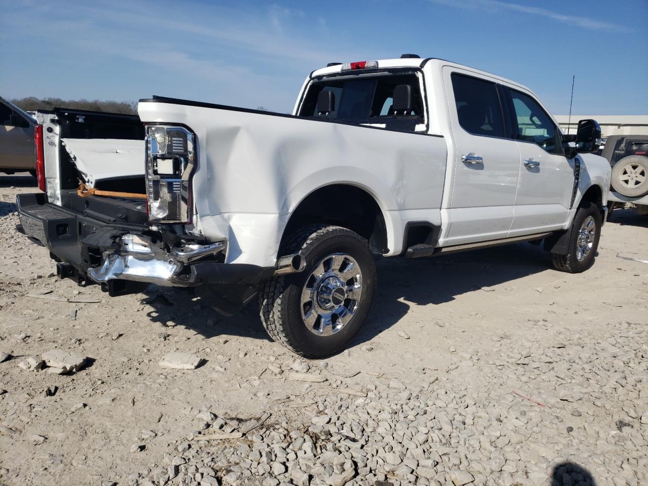 Photo 2 VIN: 1FT8W2BN0PED31485 - FORD F250 