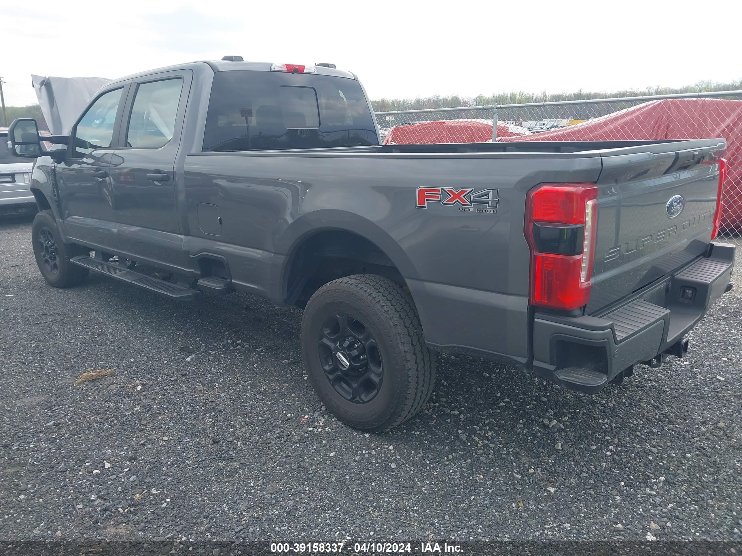 Photo 2 VIN: 1FT8W2BN9PEC85588 - FORD F250 