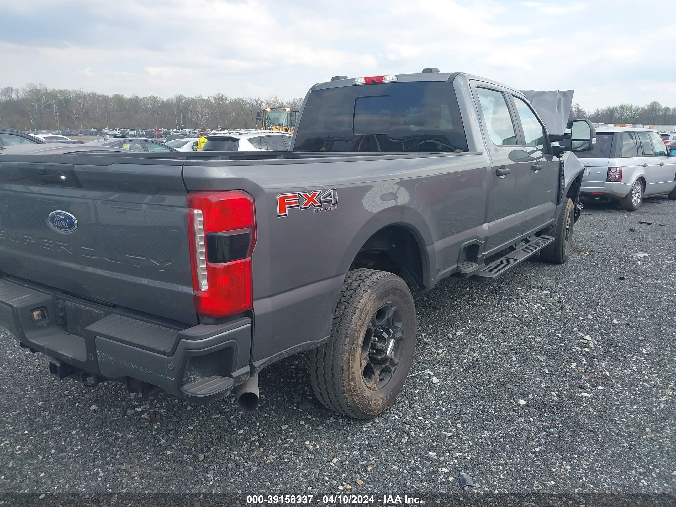 Photo 3 VIN: 1FT8W2BN9PEC85588 - FORD F250 