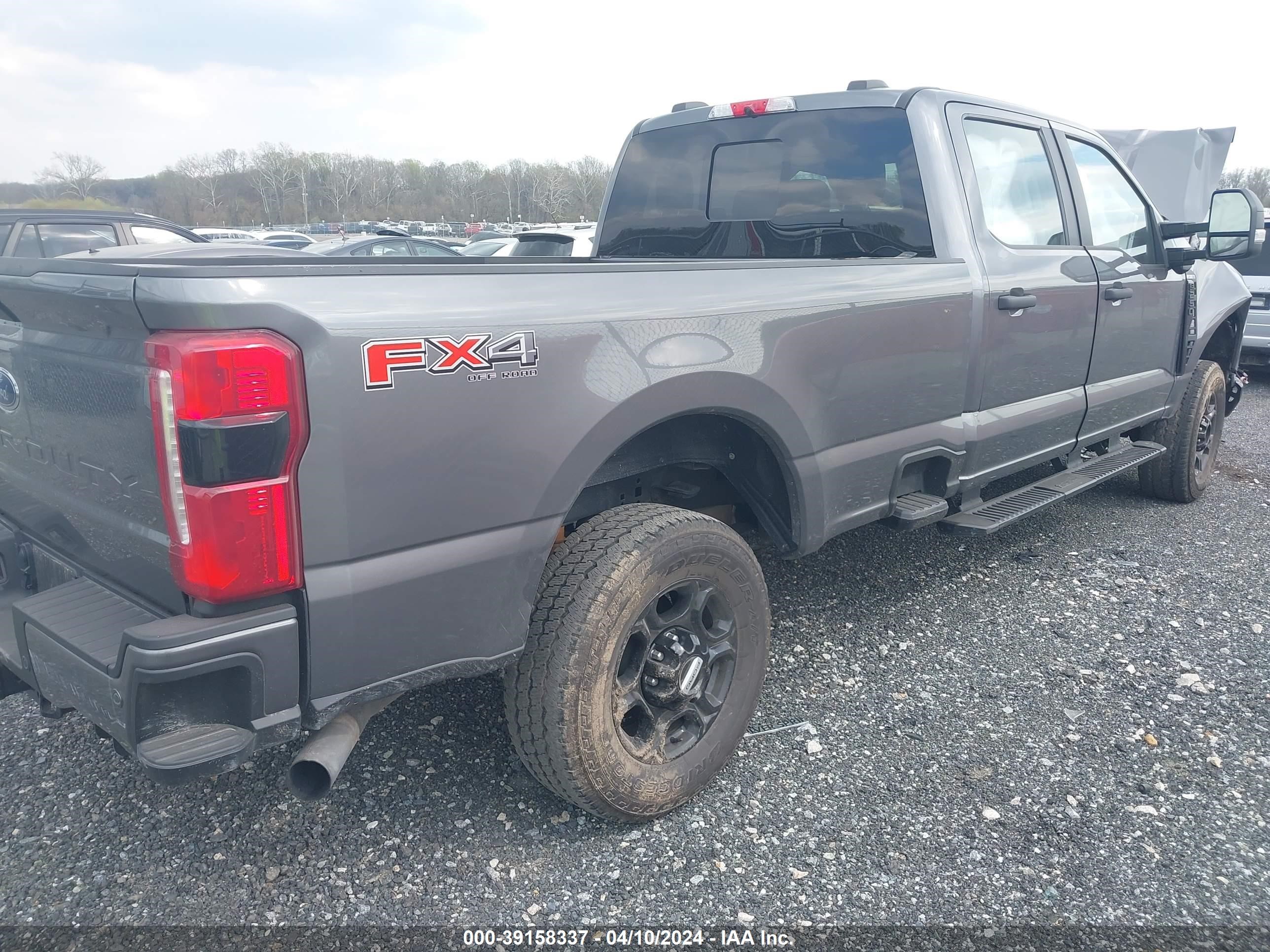 Photo 4 VIN: 1FT8W2BN9PEC85588 - FORD F250 