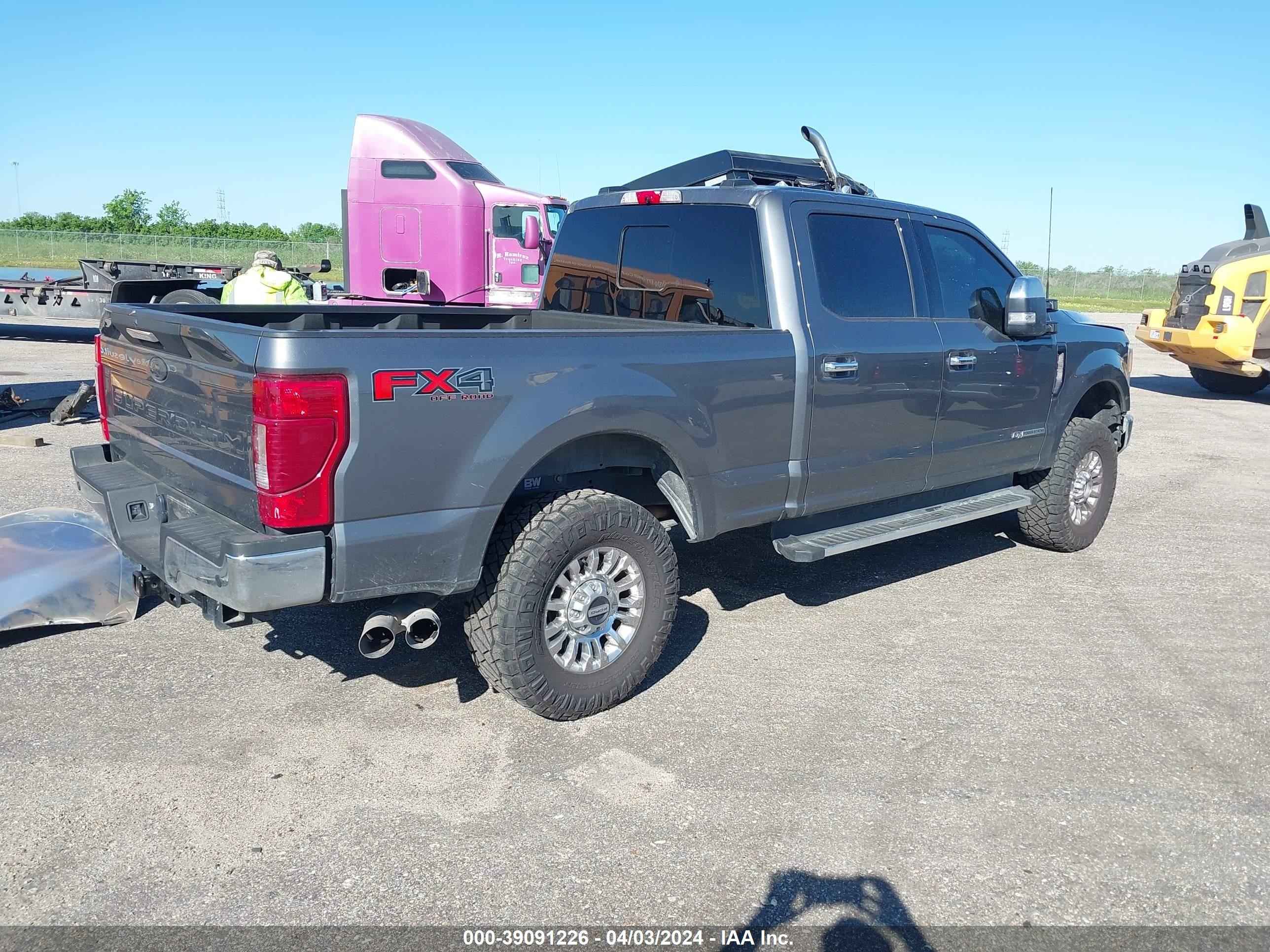 Photo 3 VIN: 1FT8W2BT0NEF39913 - FORD F250 