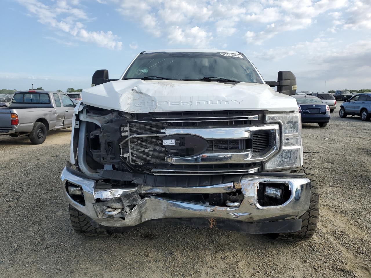 Photo 4 VIN: 1FT8W2BT0NEF83880 - FORD F250 