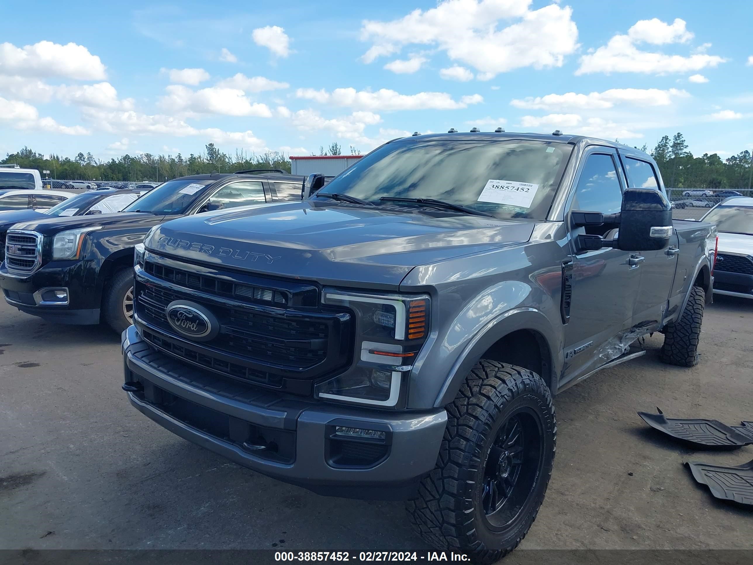 Photo 1 VIN: 1FT8W2BT1NEE76899 - FORD F250 