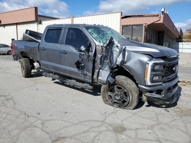 Photo 3 VIN: 1FT8W2BT4PED38566 - FORD F250 SUPER 