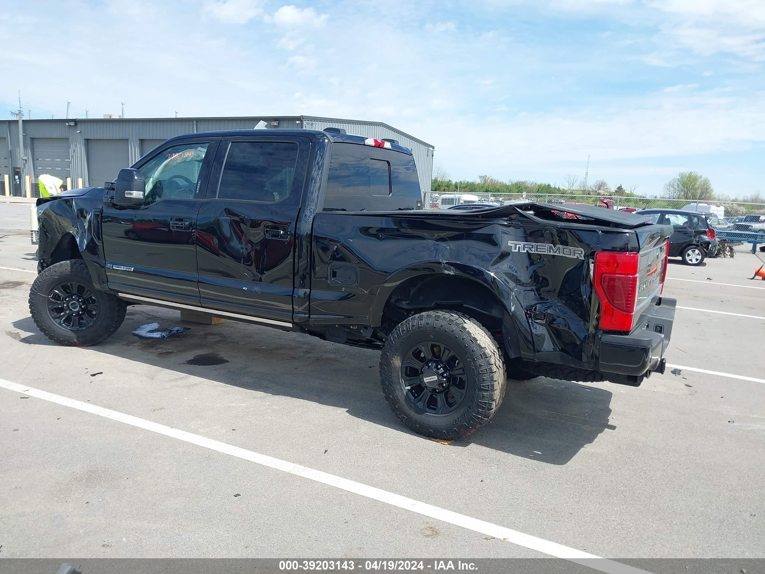 Photo 2 VIN: 1FT8W2BT7NED51471 - FORD F250 