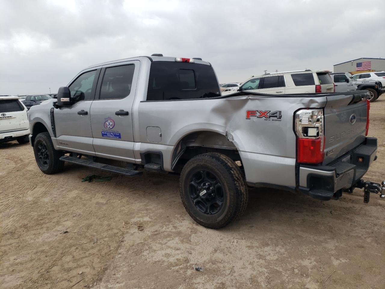 Photo 1 VIN: 1FT8W2BT7PEC23931 - FORD F250 