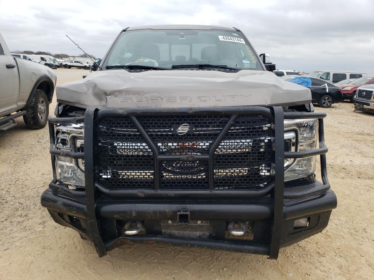 Photo 4 VIN: 1FT8W2BT8NED25882 - FORD F250 