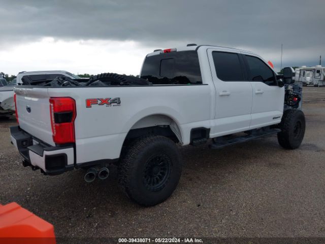 Photo 3 VIN: 1FT8W2BTXPEE03629 - FORD F-250 