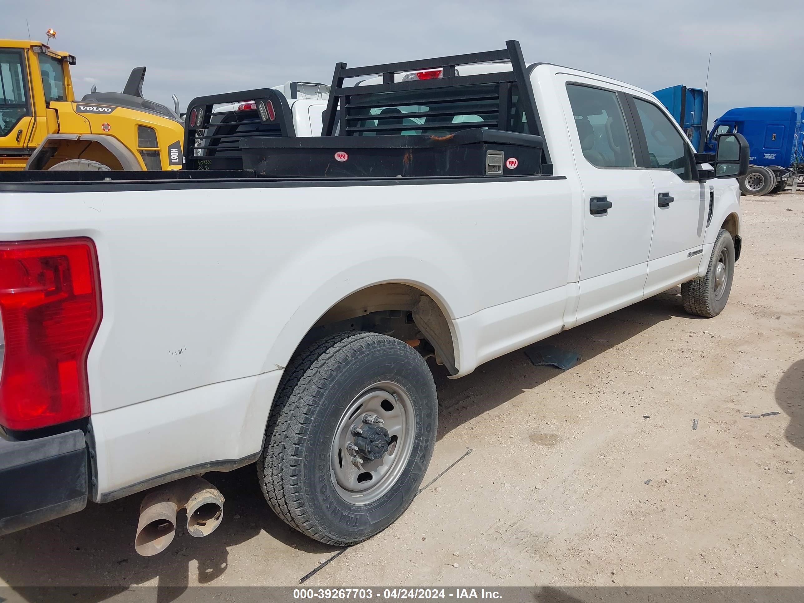 Photo 12 VIN: 1FT8W3AT4MEC30872 - FORD F350 