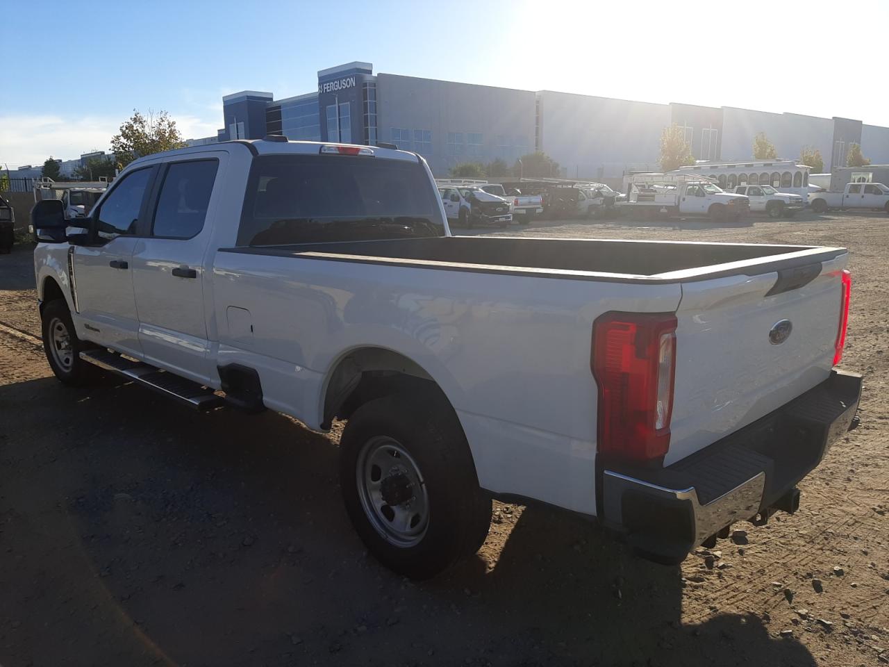 Photo 1 VIN: 1FT8W3AT5PEC50004 - FORD F350 