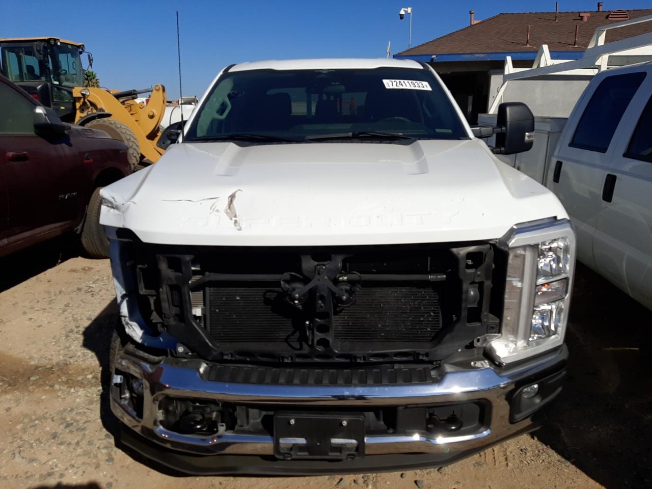 Photo 4 VIN: 1FT8W3AT5PEC50004 - FORD F350 