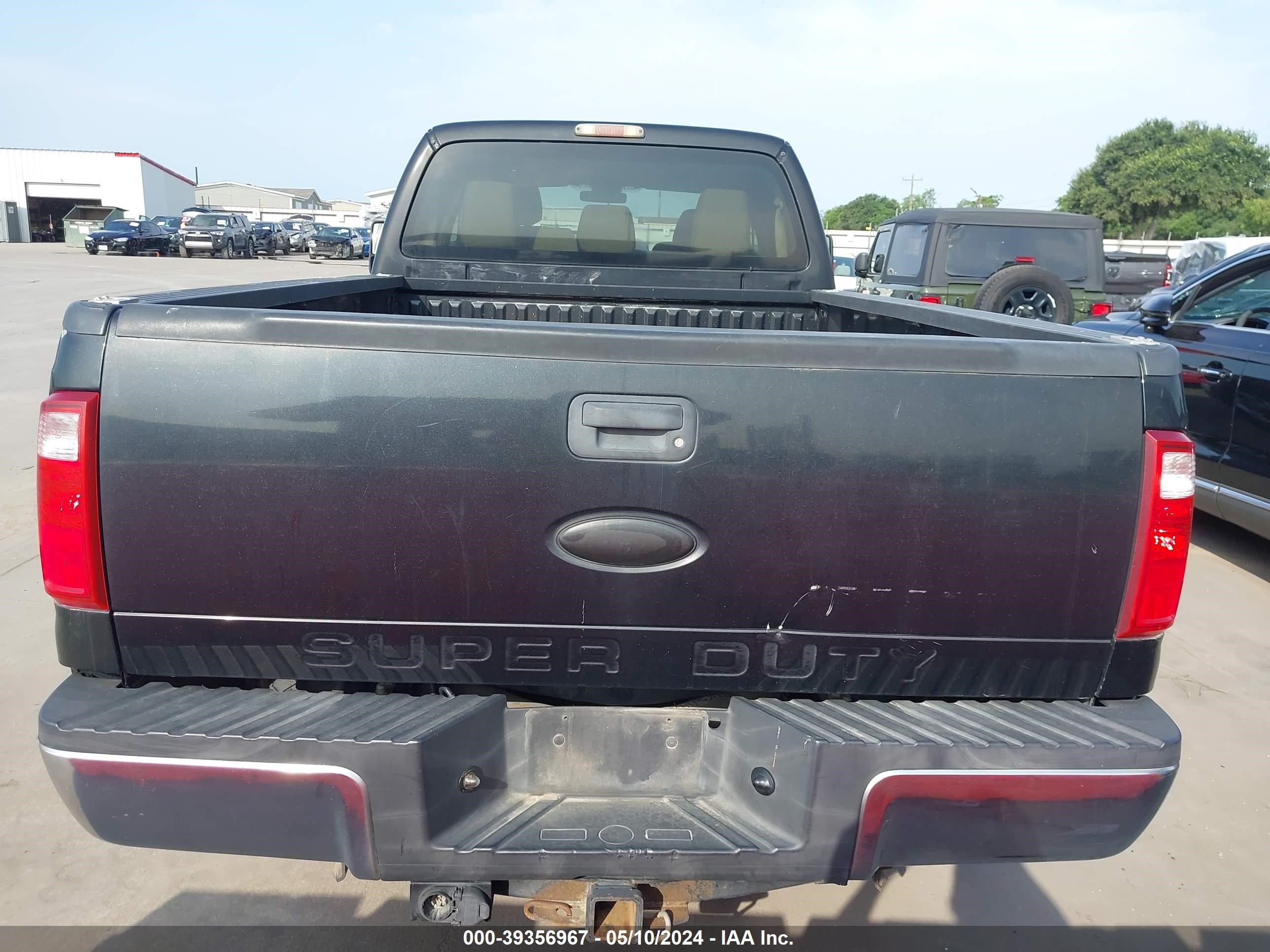 Photo 16 VIN: 1FT8W3ATXBEC35202 - FORD F350 