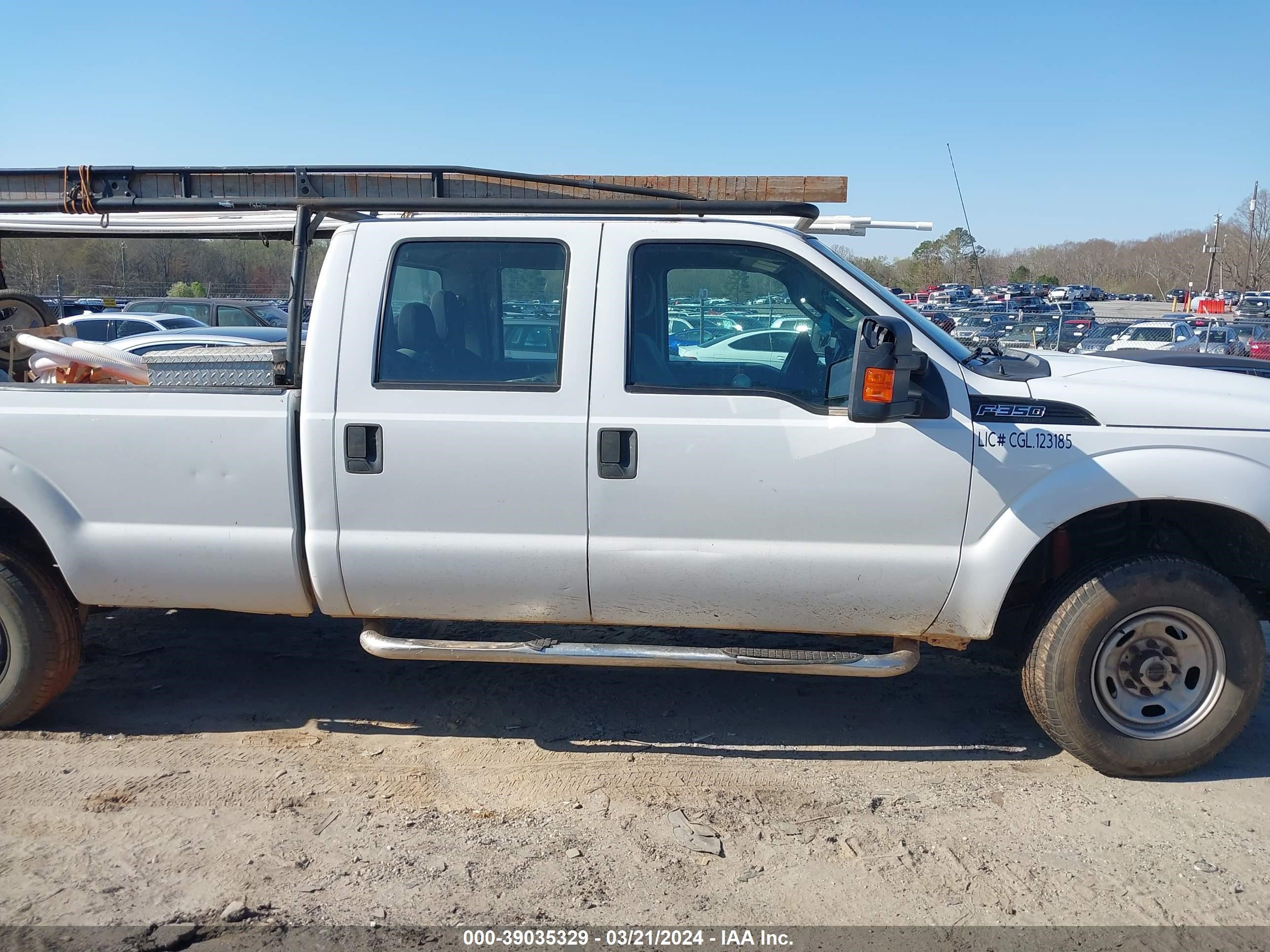 Photo 12 VIN: 1FT8W3B60CEB57488 - FORD F350 