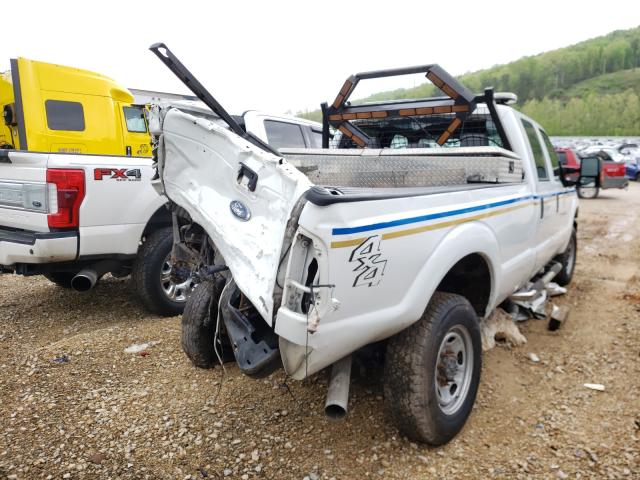 Photo 3 VIN: 1FT8W3B60DEB42233 - FORD F350 SUPER 