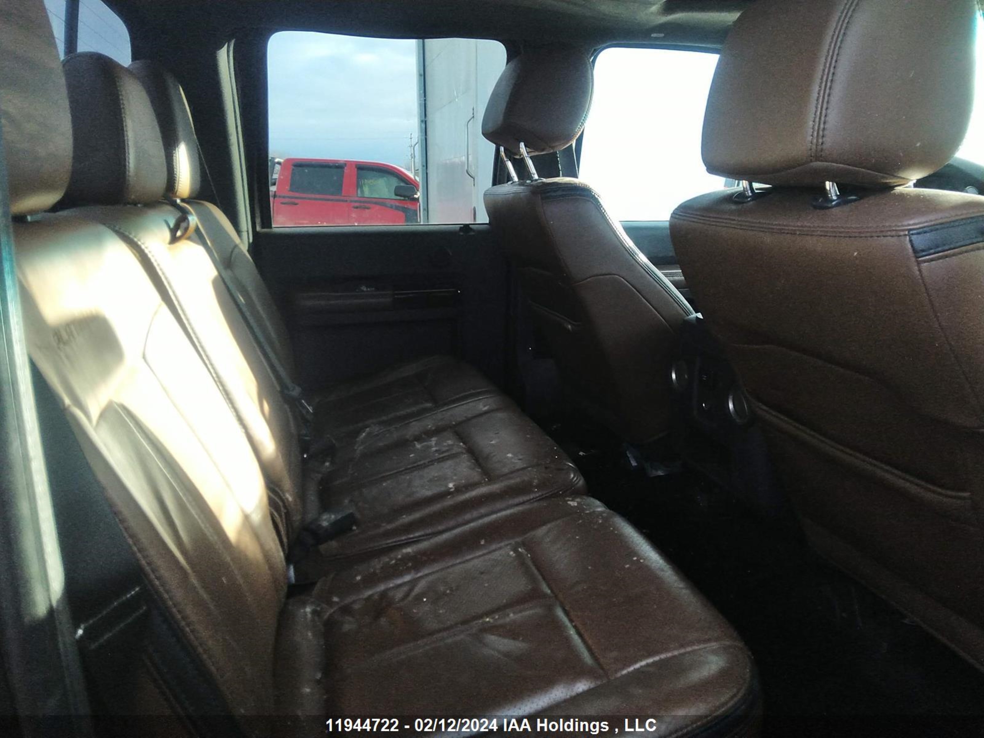 Photo 7 VIN: 1FT8W3B62DEA77336 - FORD F350 