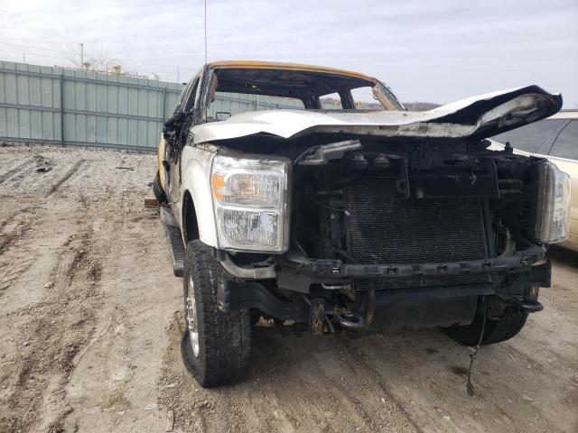 Photo 4 VIN: 1FT8W3B65GEC91659 - FORD F350 SUPER 