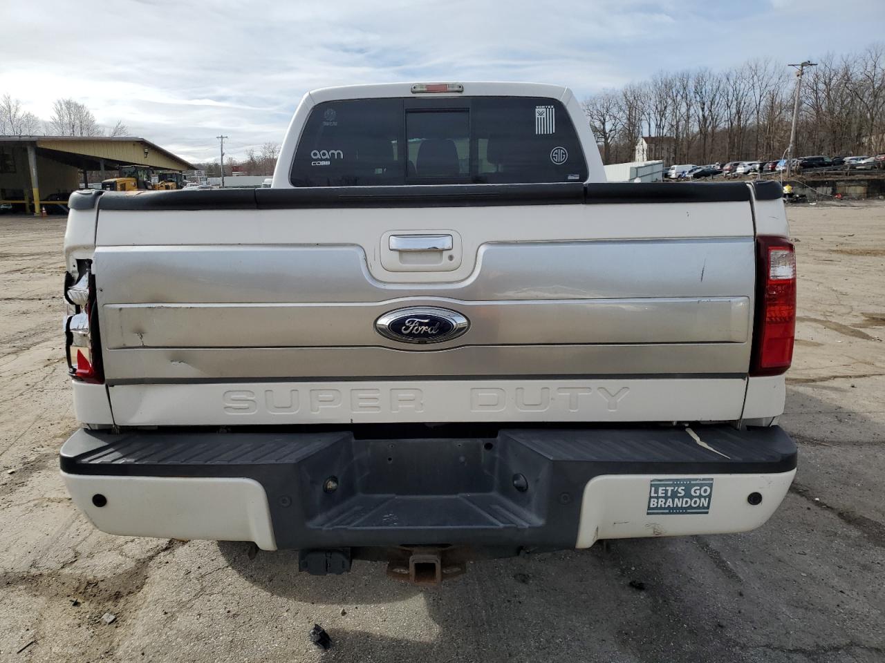 Photo 5 VIN: 1FT8W3B67FED48491 - FORD F350 