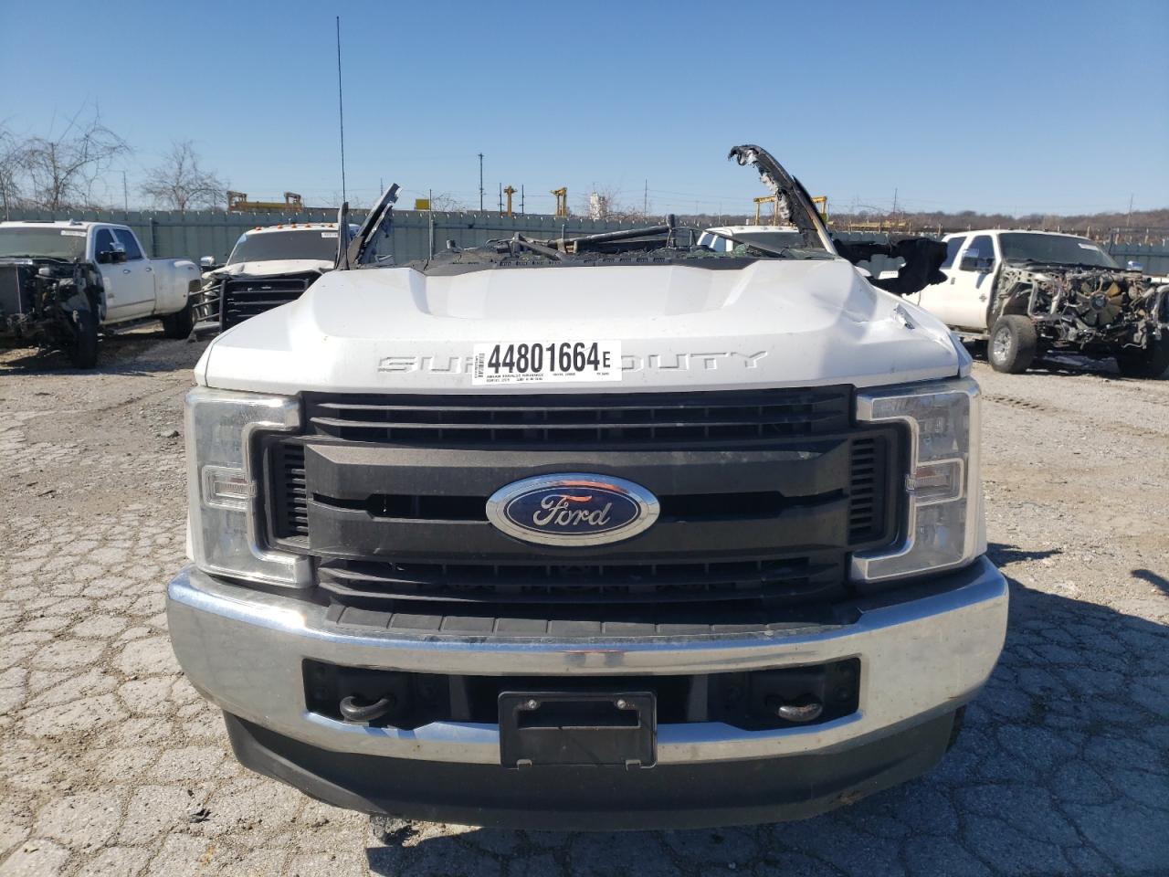 Photo 4 VIN: 1FT8W3B67HED26106 - FORD F350 