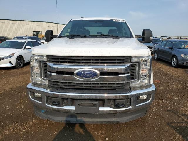 Photo 4 VIN: 1FT8W3B67JEC96627 - FORD F350 SUPER 