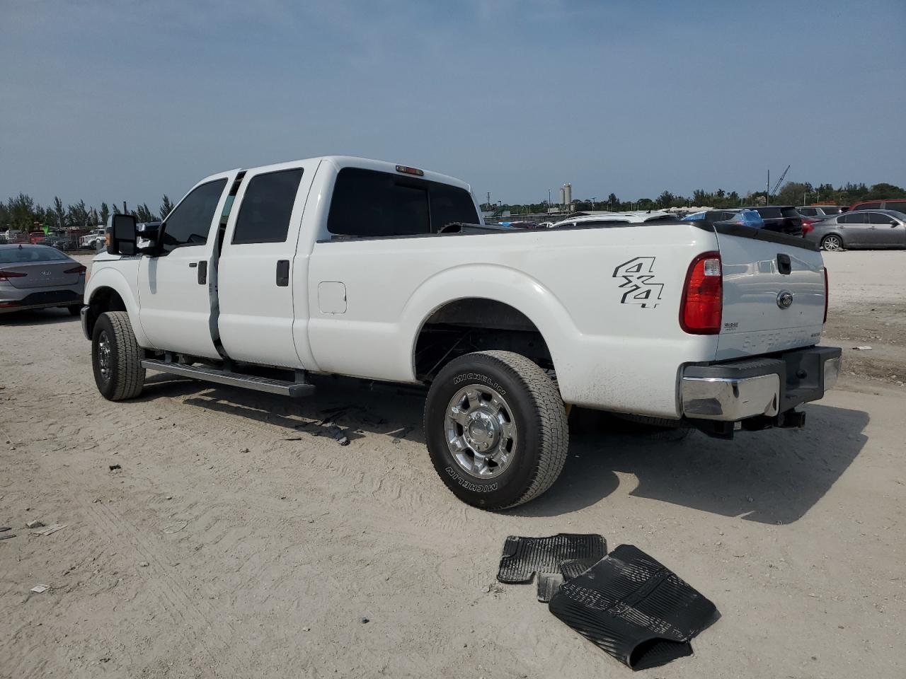 Photo 1 VIN: 1FT8W3B68CEA05765 - FORD F350 