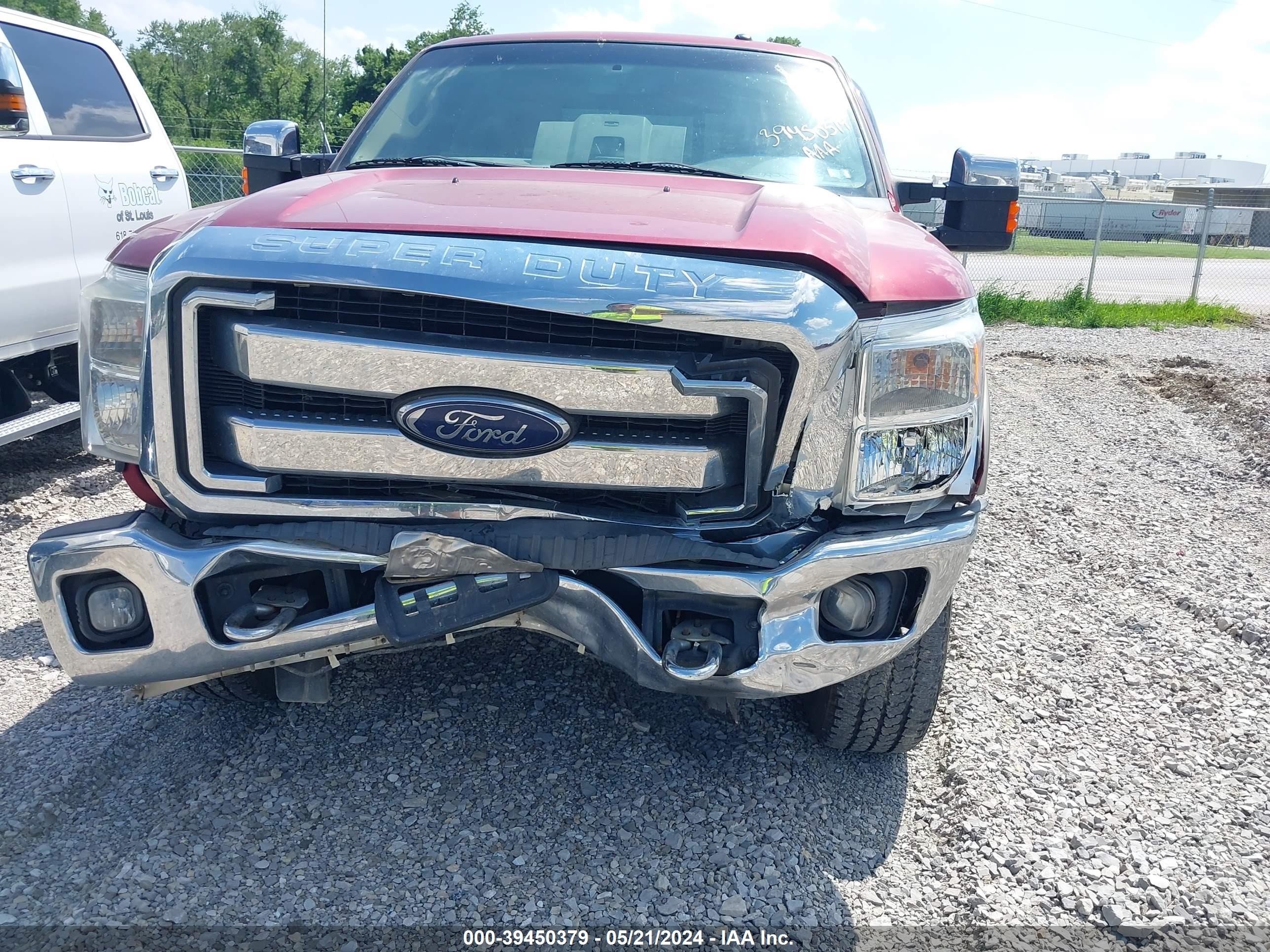 Photo 10 VIN: 1FT8W3B68DEB51357 - FORD F350 