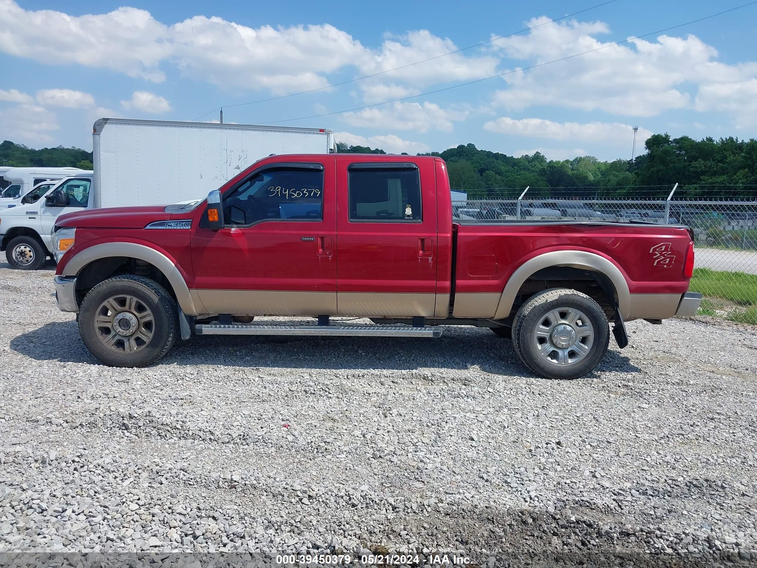 Photo 16 VIN: 1FT8W3B68DEB51357 - FORD F350 