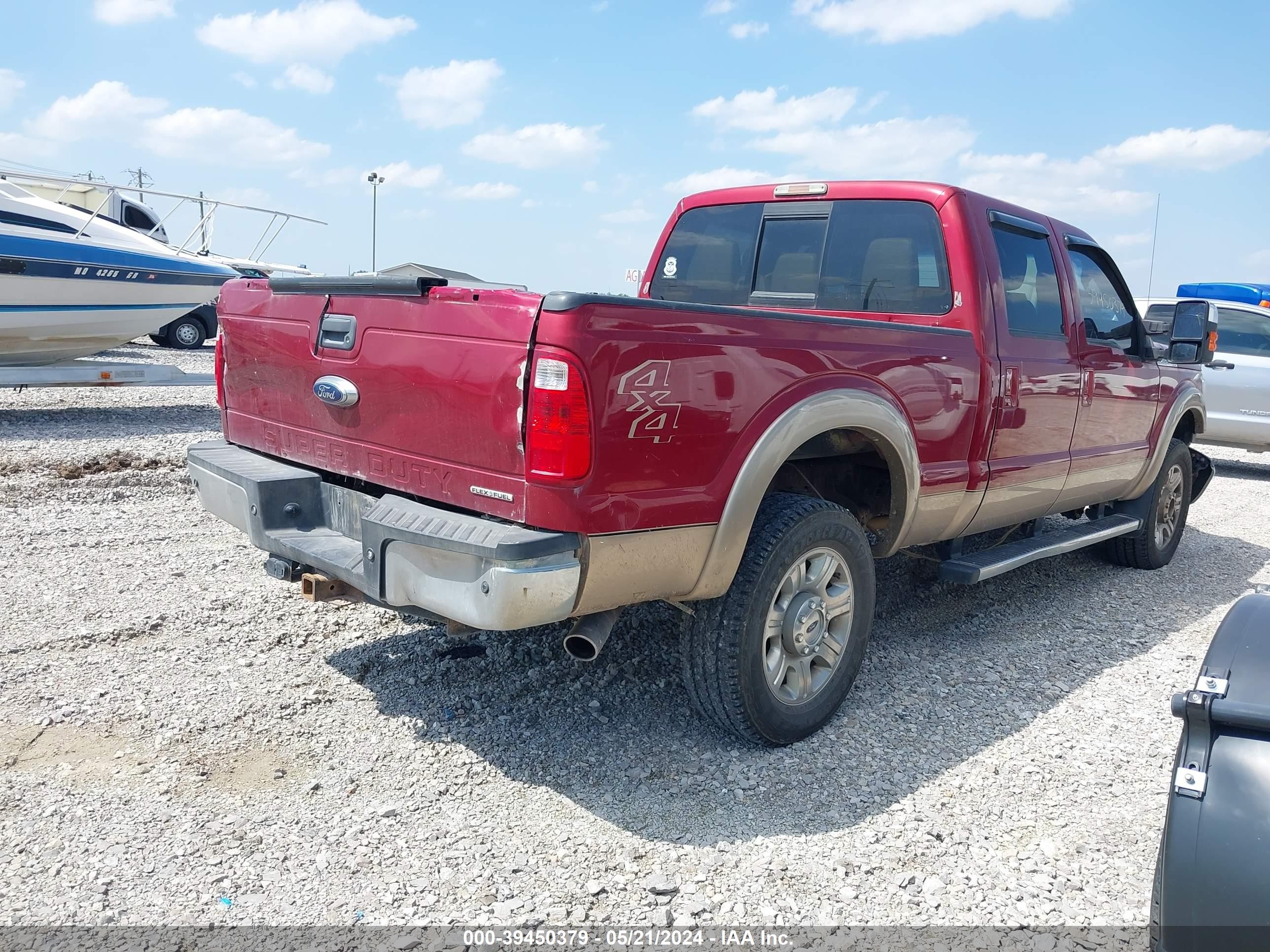 Photo 3 VIN: 1FT8W3B68DEB51357 - FORD F350 