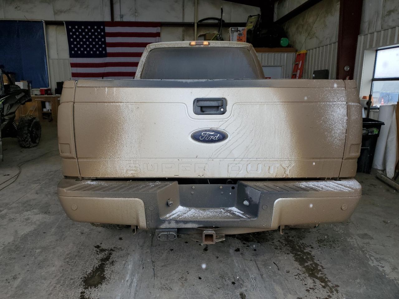 Photo 5 VIN: 1FT8W3B68FED56082 - FORD F350 