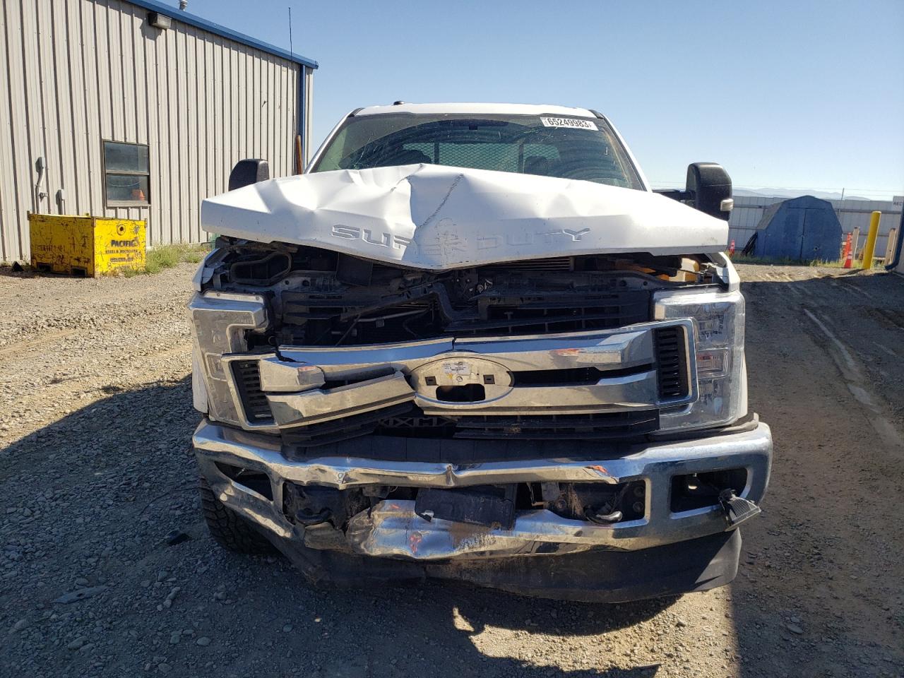 Photo 4 VIN: 1FT8W3B68JEC01184 - FORD F350 