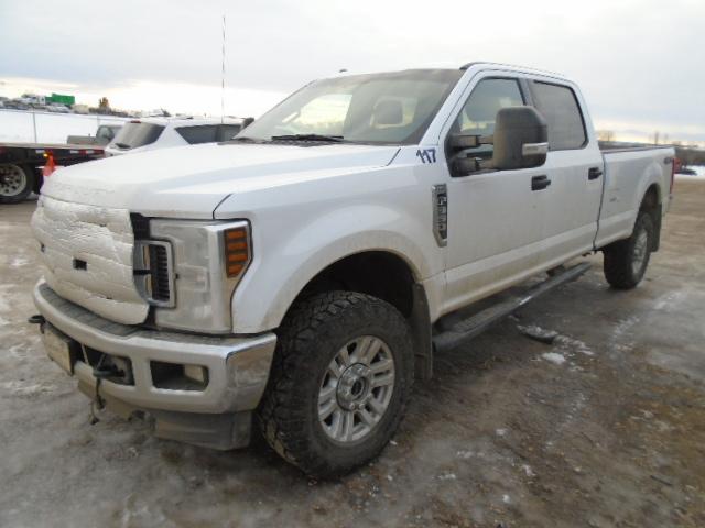 Photo 1 VIN: 1FT8W3B69JEC31049 - FORD F350 SUPER 