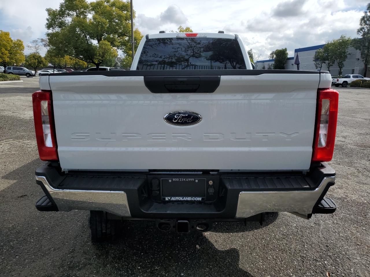 Photo 5 VIN: 1FT8W3BA1PEE22431 - FORD F350 