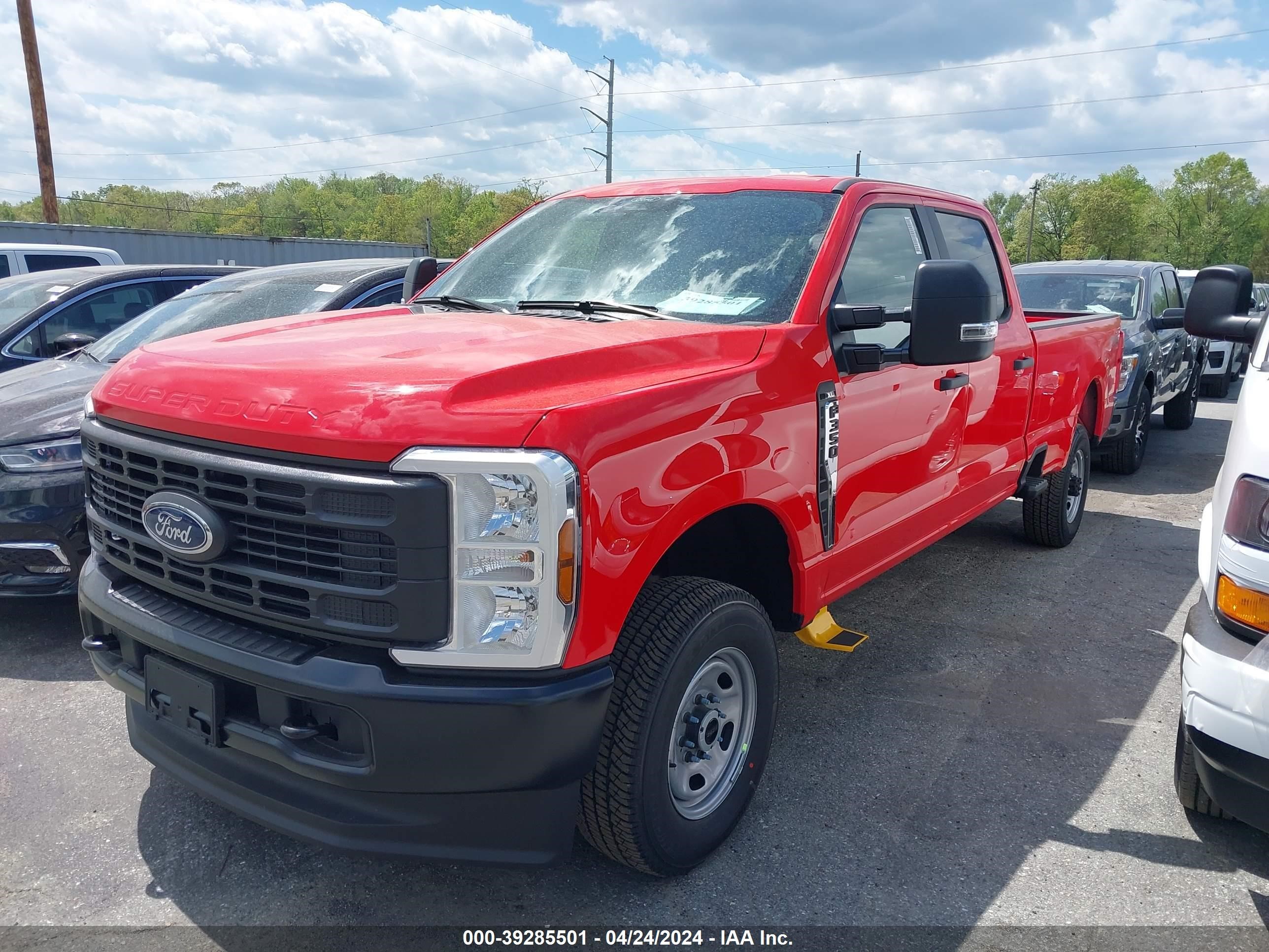 Photo 1 VIN: 1FT8W3BA2RED72514 - FORD F350 