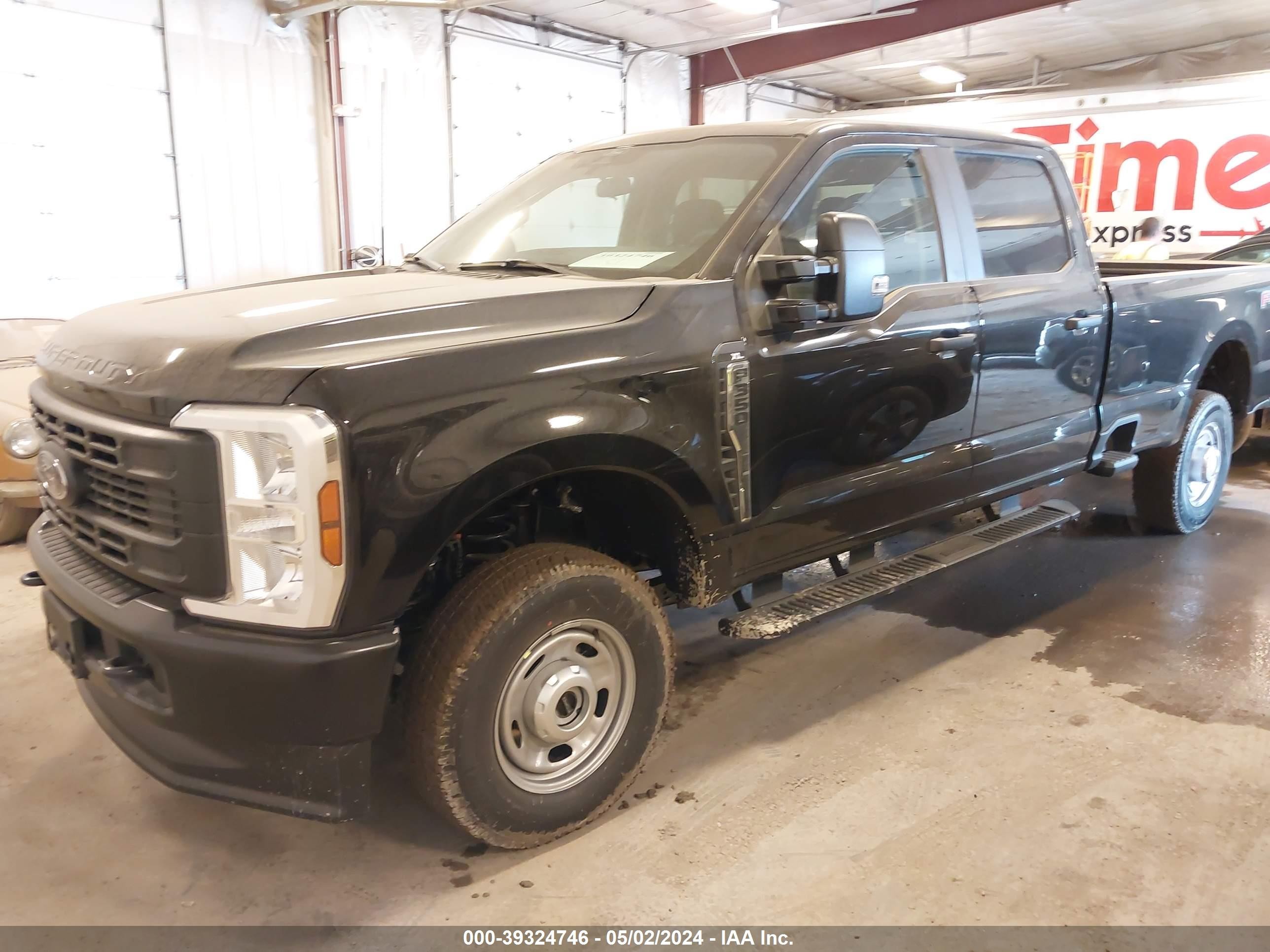 Photo 1 VIN: 1FT8W3BA3RED69377 - FORD F350 