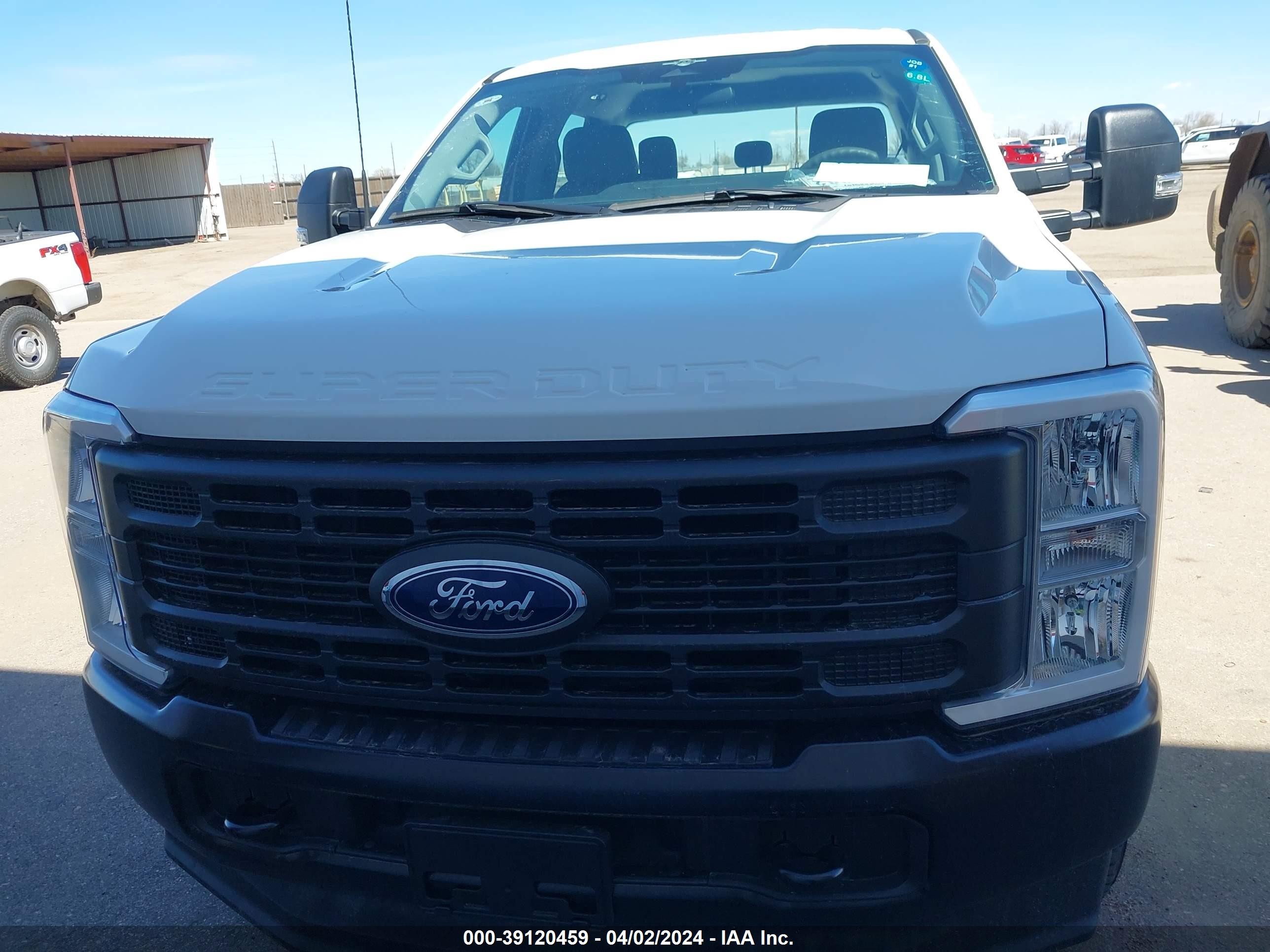 Photo 11 VIN: 1FT8W3BA5PEC36178 - FORD F350 